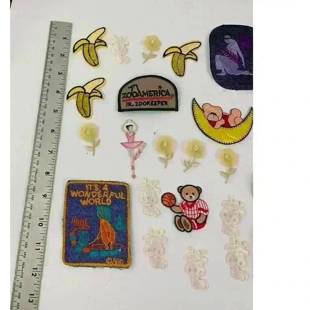 30 PC Assorted Sewing Applique Patches Iron on Sew On NEW Mixed Vintage‎